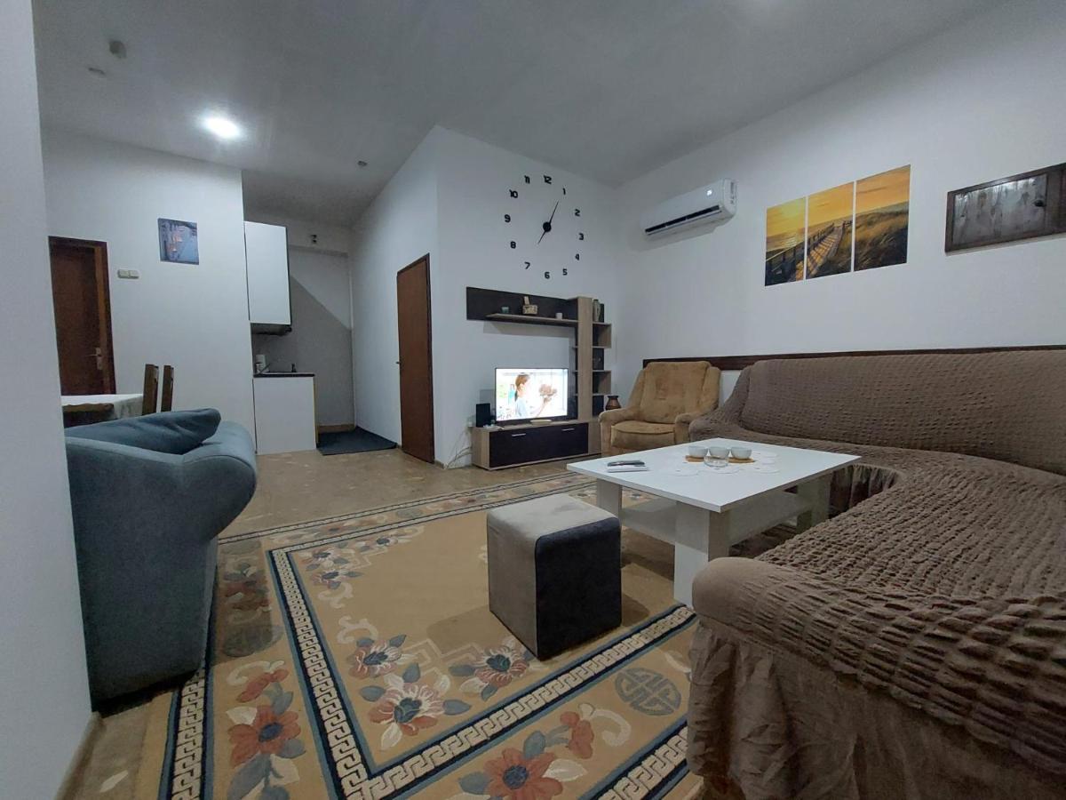 Zlatar M Apartment โนวาวาโรช ภายนอก รูปภาพ