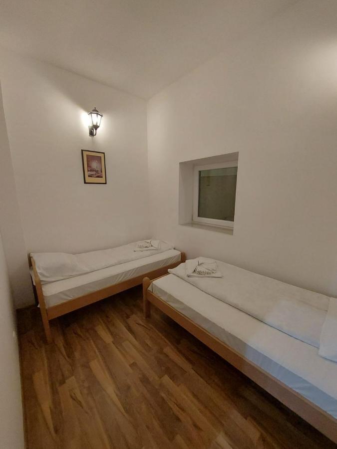 Zlatar M Apartment โนวาวาโรช ภายนอก รูปภาพ